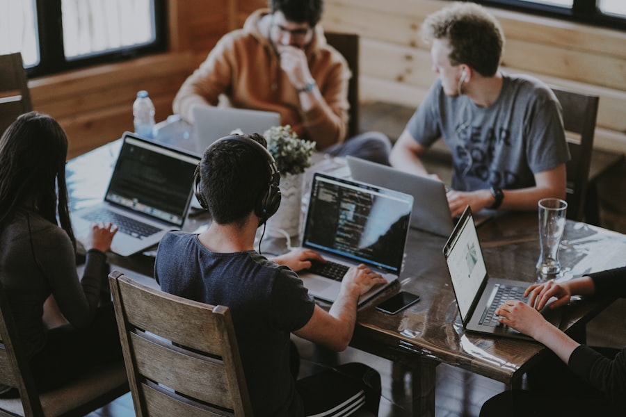Команда TuvinBar за работой